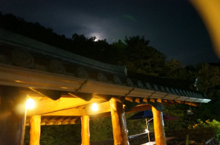 어제저녁 산방에서 본 달풍경