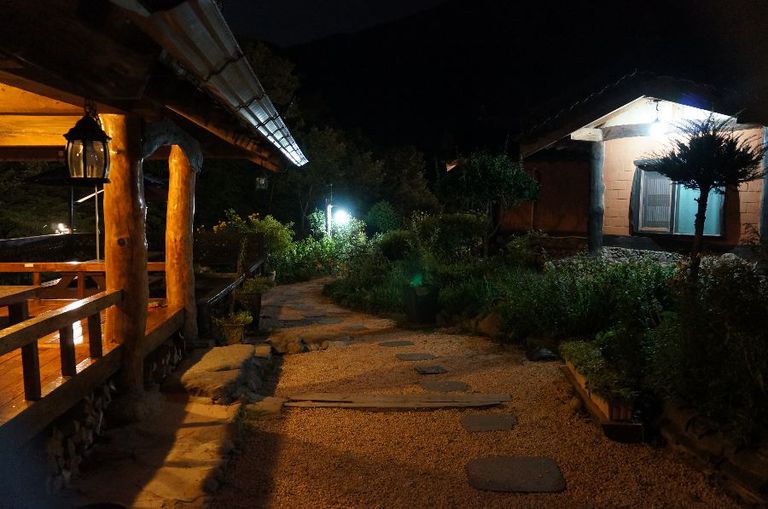 어제저녁  산방풍경