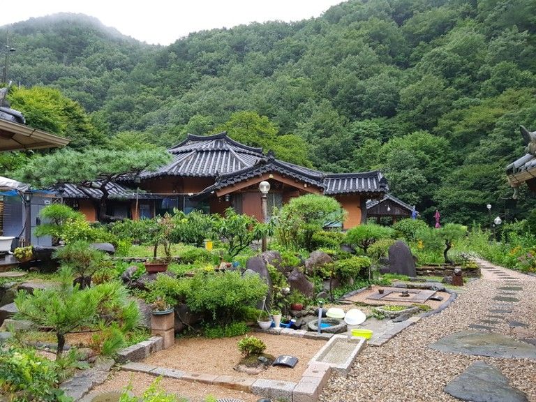 본채(지화원)